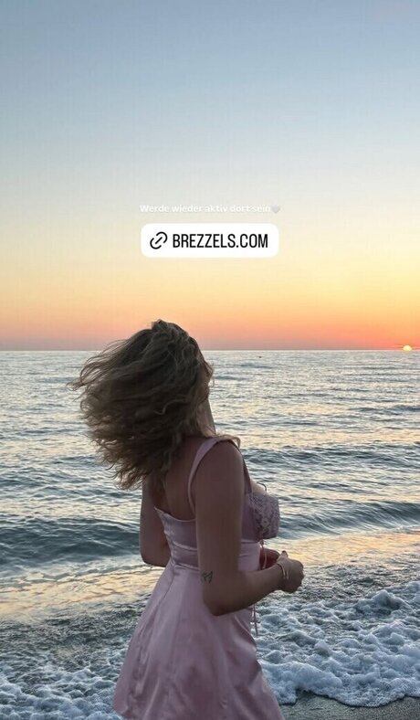 Maribel Sancia Todt onlyfans tits