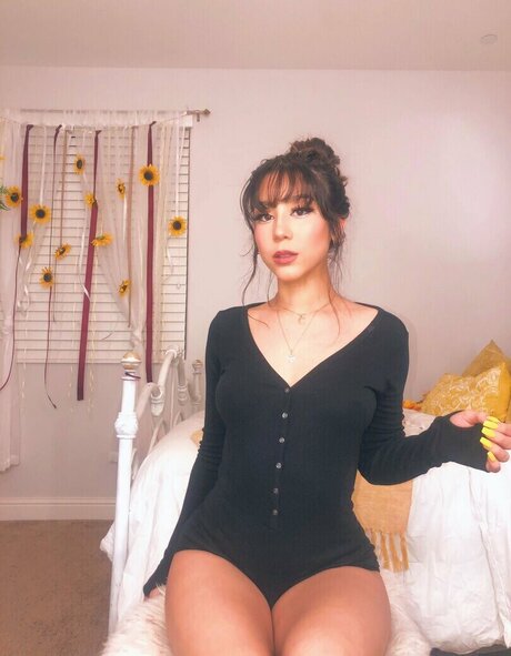 Cierra Revilla onlyfans topless