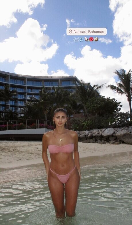 Bella Ramirez onlyfans free content