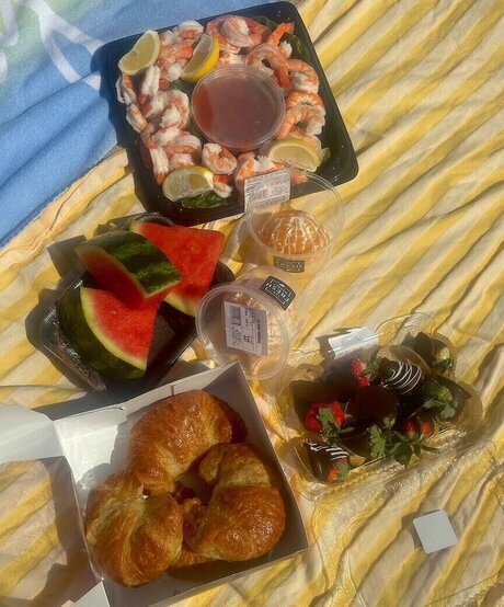 Bella Ramirez onlyfans leajs