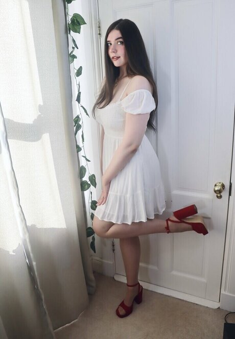 Angelika Seleznova onlyfans model photos