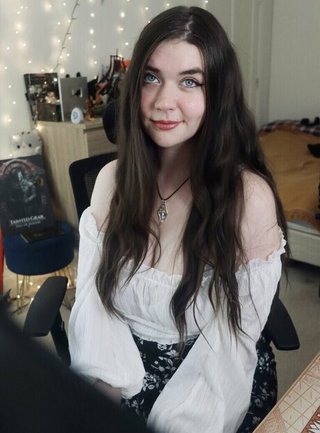 Angelika Seleznova nude onlyfans leaked