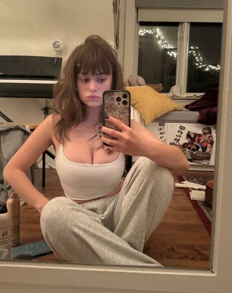 Ella Ballentine onlyfans leaj