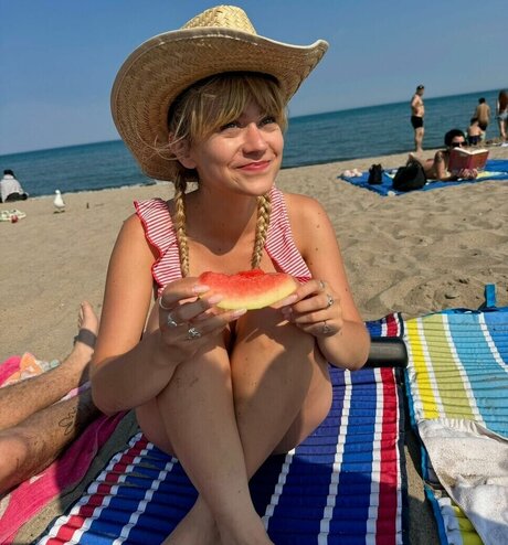 Ella Ballentine onlyfans leaked naked