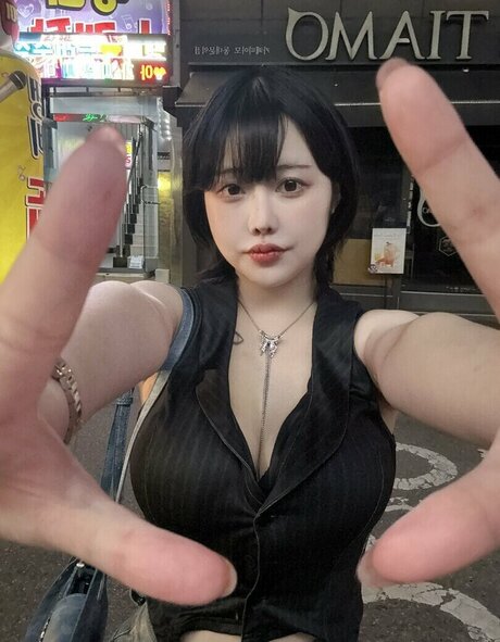 leelynchan leaked onlyfans xxx