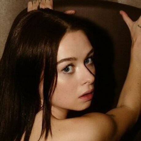 Angela Joy McKenna only fans pictures