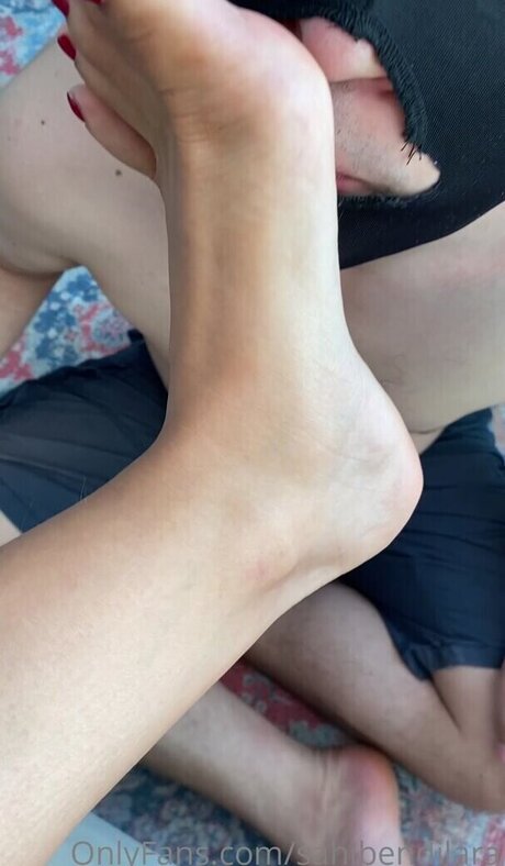 sahibendilara onlyfans nude content