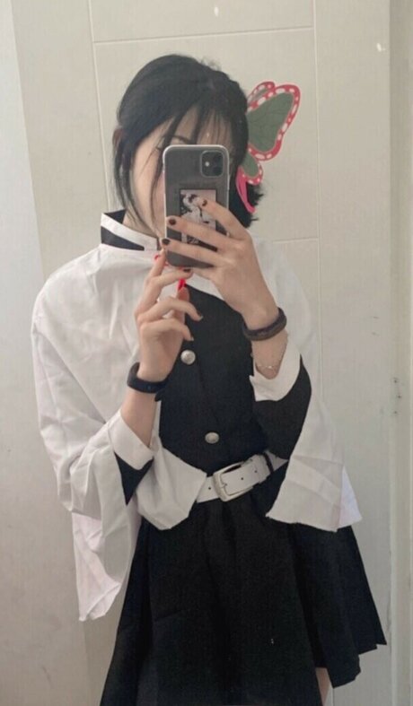 thick thighs onlyfans sexy naked still