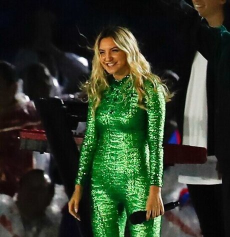 Julia Michaels onlyfans leakd