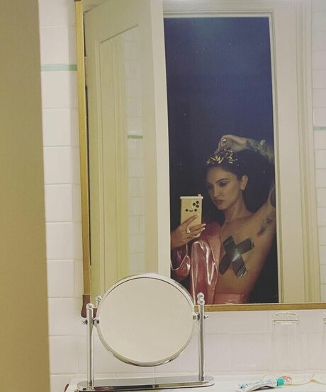 Julia Michaels onlyfans content type