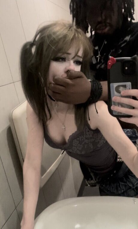 doublekcryystals onlyfans boobs