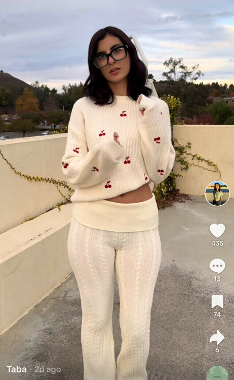 Taba Ardestani onlyfans leak ass