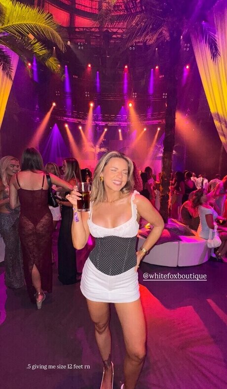 Its laurensarah onlyfans leaked nude