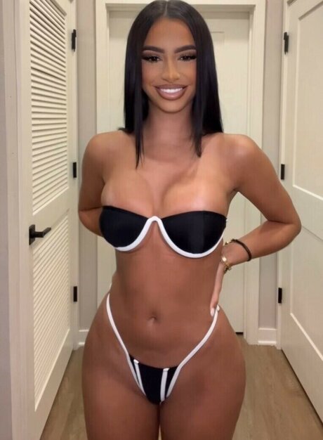 Seniaax3 naked onlyfans