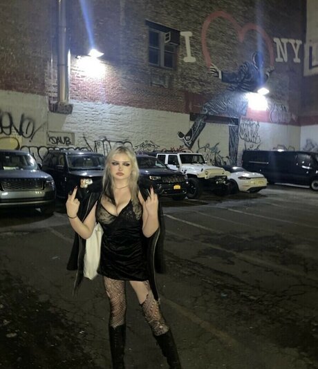 TalkFastEllie nudes only fans