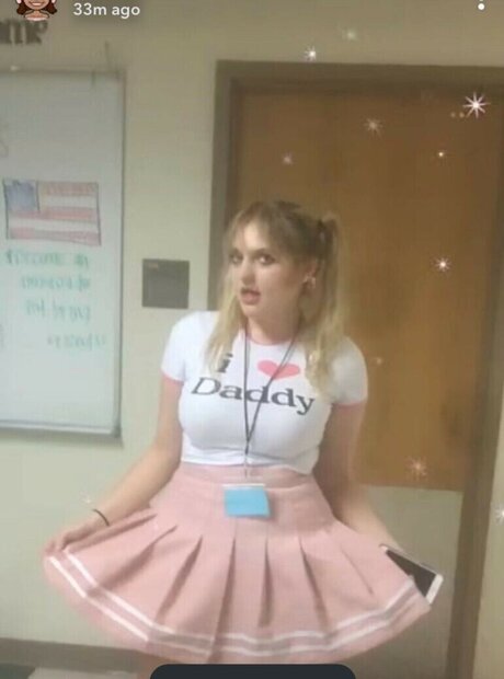 TalkFastEllie onlyfans full