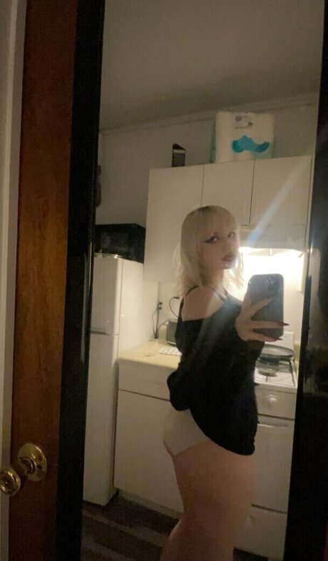 TalkFastEllie onlyfans post