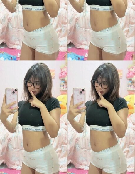 Riska Saputri onlyfans content leaked