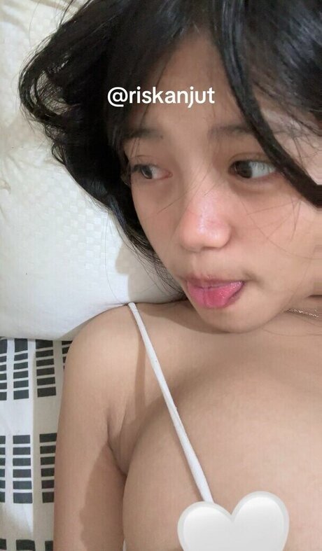 Riska Saputri onlyfans free content