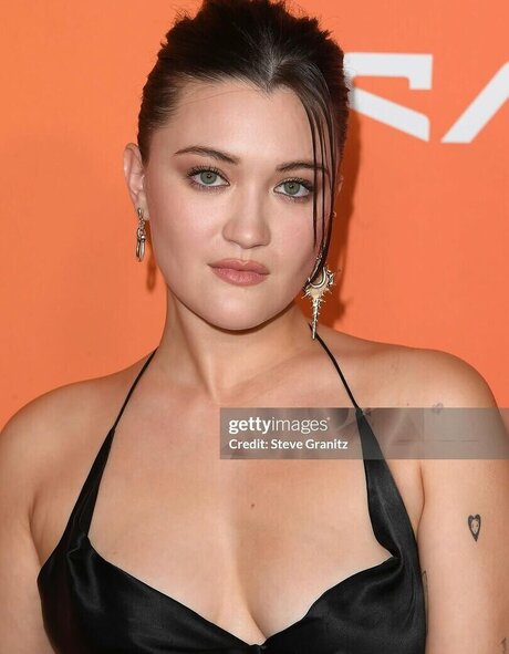 Isa Briones naked onlyfans