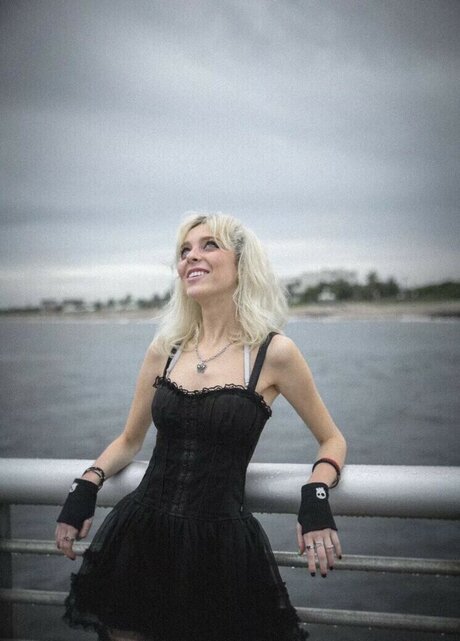 Sophie Powers onlyfans leaked sex