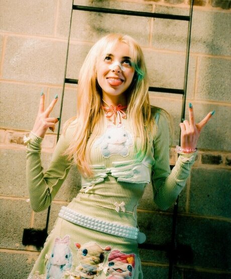 spanking onlyfans pornos still