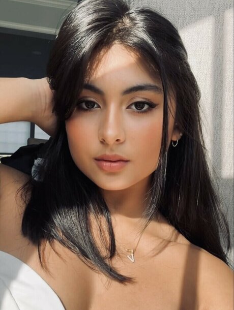 Valeria Guerra onlyfans star