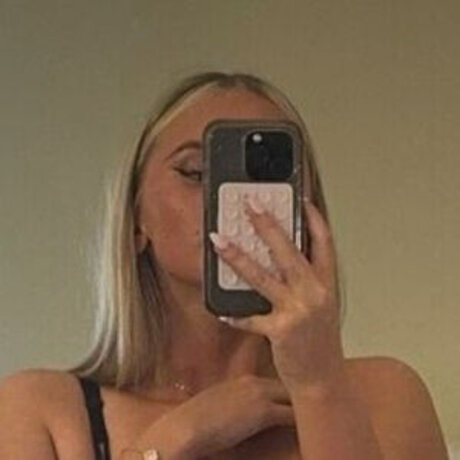 Anna Kopf naked onlyfans leak