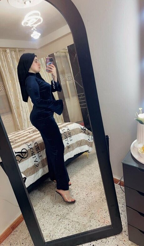 Dounia Stayfia leak onlyfans porn