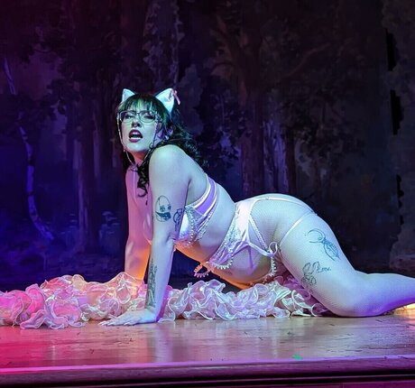 saint miau free onlyfans