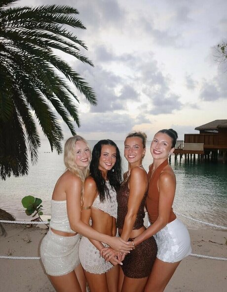 fat shemale onlyfans xxx portrayal