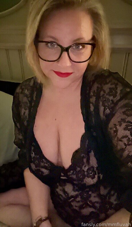 chubby wife onlyfans hot porn picture