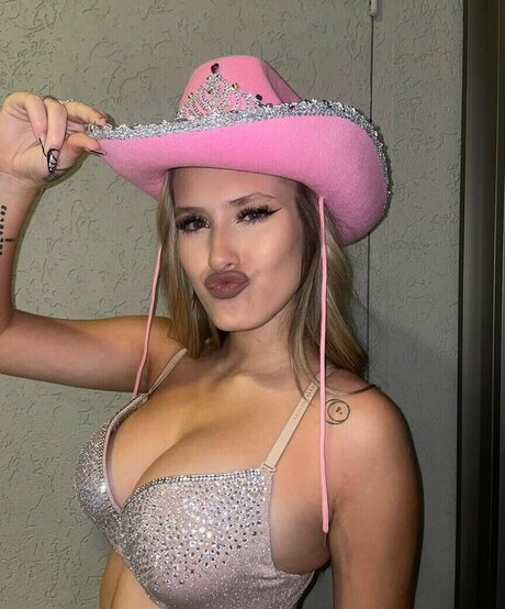 Lola Poggio only fans leaks