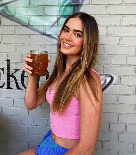 Rose Ruland onlyfans leams