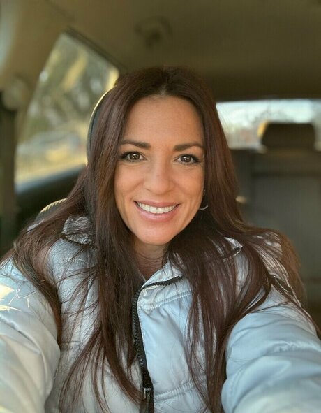 Maria May Profile image