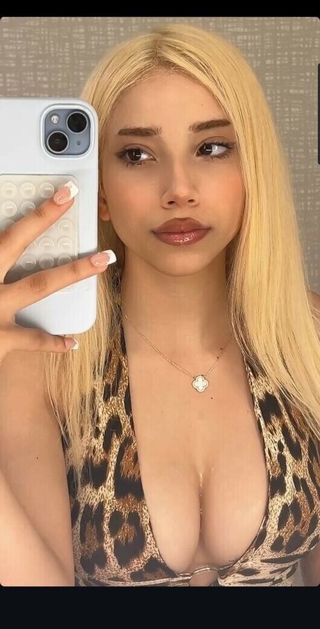 xoxo yura only fans porn