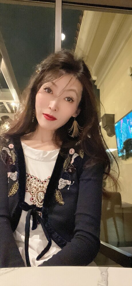 Jing onlyfans model images