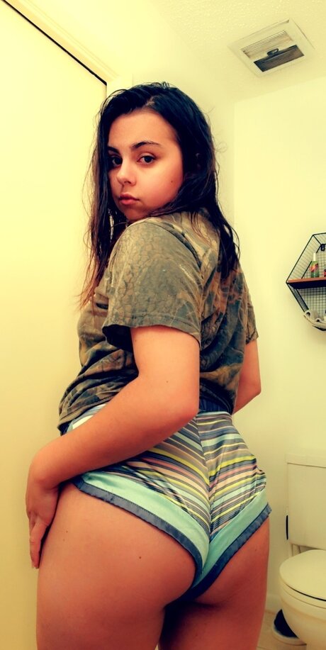 Kinky Kitten  render