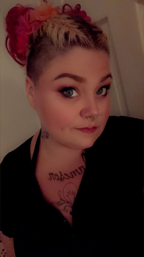 Hollywoodhavoc onlyfans free content