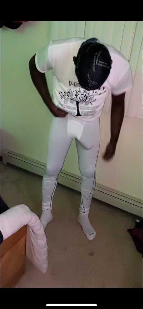 LouisvilleSlugger33 onlyfans leaked free