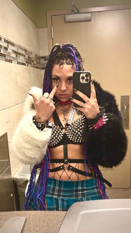 _lov3m33Star leaked onlyfans