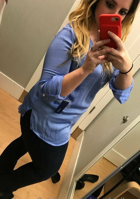 ava hadleyy onlyfans pics leaked