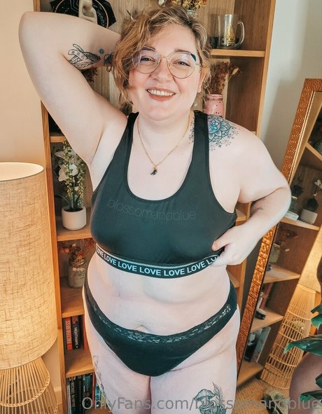 blossomandblue onlyfans fotos