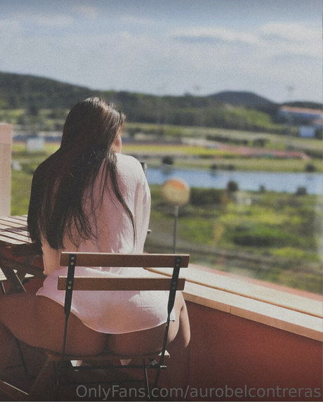 Aurobel Contreras onlyfans boobs