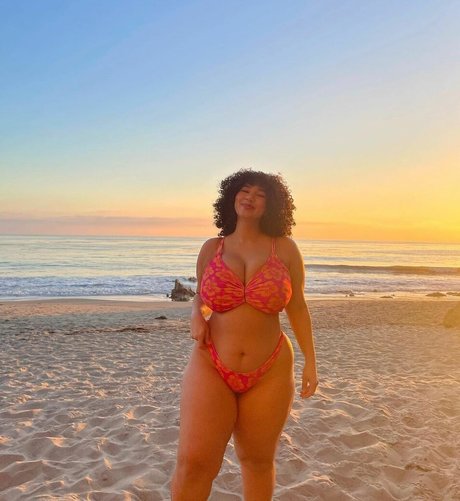 Katelyn Folasade hot onlyfans