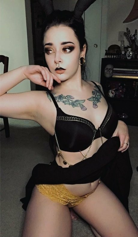 babymoth1 onlyfans content leaked