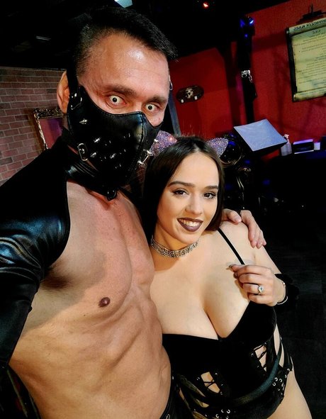 swinger couple onlyfans leaked nudes