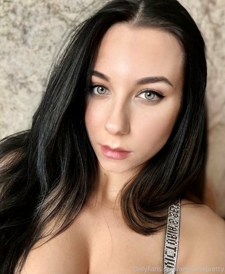 angelinapretty onlyfans for free