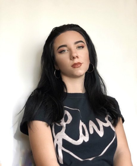 angelinapretty sexy onlyfans