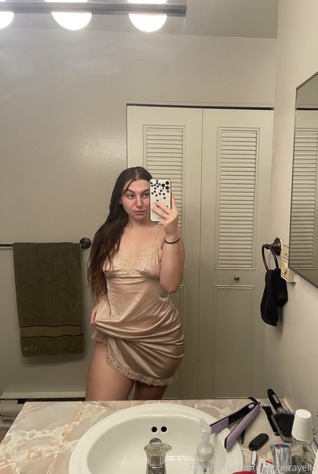 maggierayelle sex onlyfans